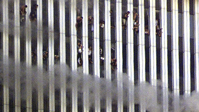 Â¿QuiÃ©n era 'el Hombre que Cae'? Historia detrÃ¡s de la foto mÃ¡s sobrecogedora y censurada del 11-S