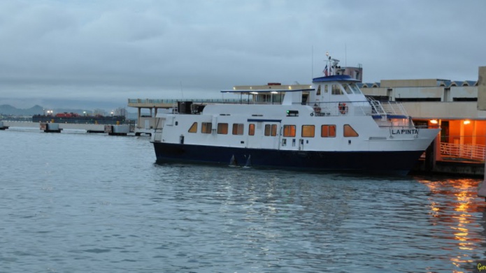 OPERANDO EN SU HORARIO REGULAR 
EL SERVICIO DE LANCHAS ENTRE CATAÃO Y SAN JUAN
