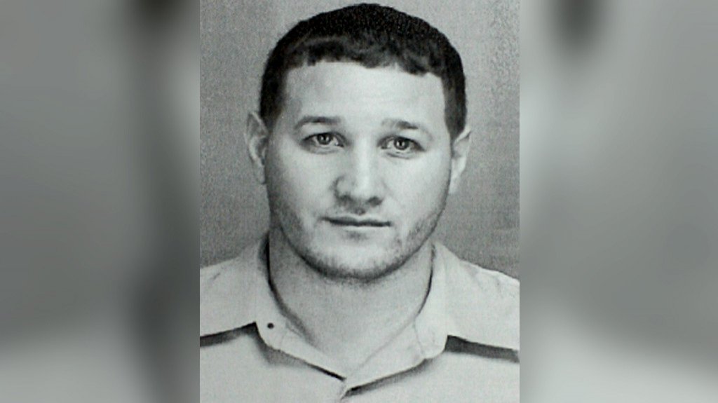  Libre bajo fianza sujeto que le entro a puños a otro hombre frente a un cuido de niños en Toa Baja 