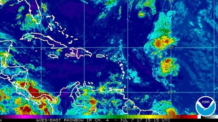 Tiempo variable sobre la isla, mientras la depresiÃ³n tropical #4 comienza a perder organizaciÃ³n