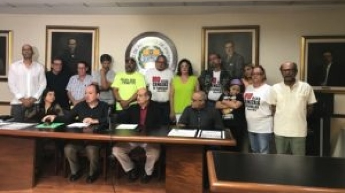 Denuncian "terrorismo de Estado" y amenazas de muerte contra activistas que protestan en vertedero de PeÃ±uelas