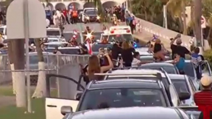 Cientos de personas esperaron el regreso de MÃ³nica Puig a la isla 