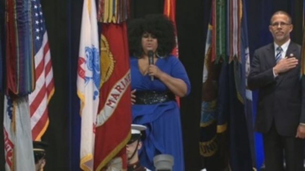  (Video) La comunidad LGBT saca m&uacute;sculo en el Pent&aacute;gono pese a las pol&iacute;ticas de Trump 