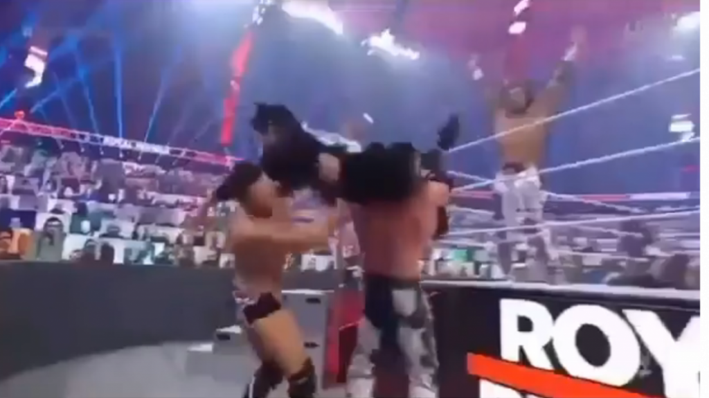  Video completo de “Bad Buuny como luchador en la WWE 