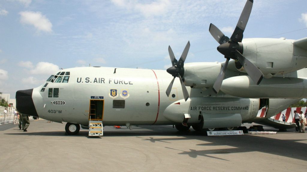  Avi&oacute;n cazahuracanes visitar&aacute; la isla ante pr&oacute;ximo comienzo de la temporada 