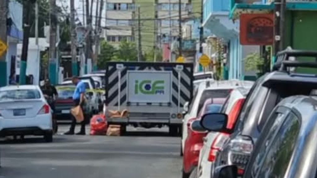  Tiroteo frente a negocio de Santurce deja una mujer muerta 