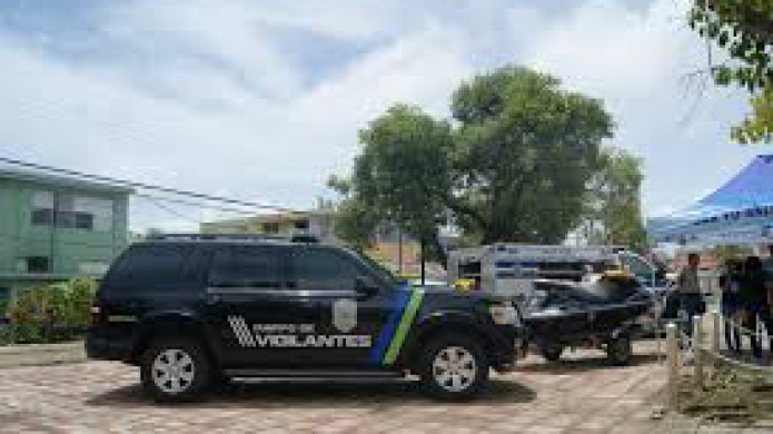 Cuerpo de Vigilantes arresta individuo que dedicaba a pescar jueyes en Reserva Punta Tuna