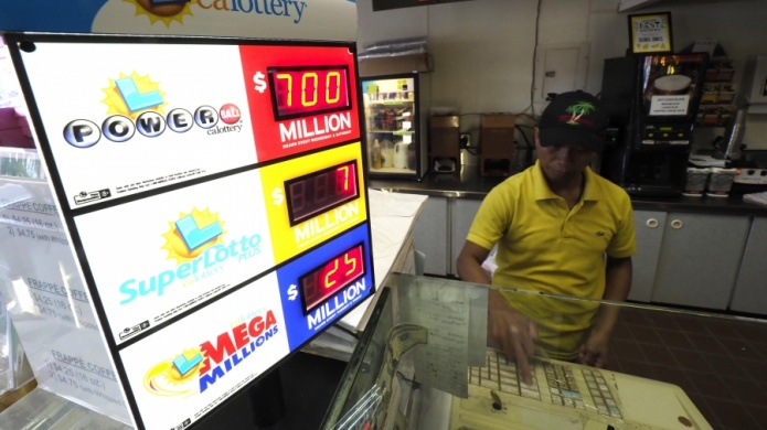 Fiebre por los 700 millones de Powerball