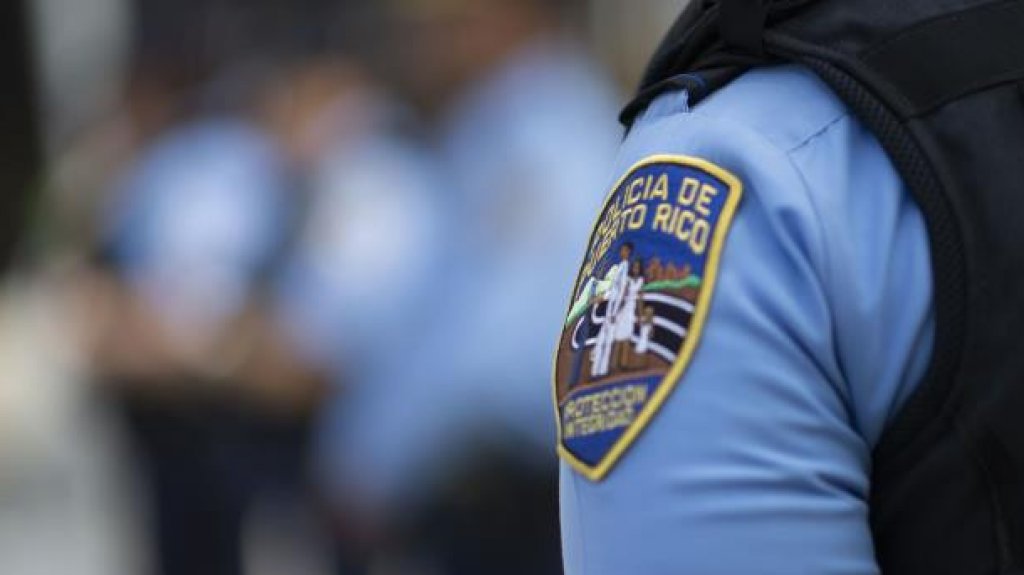  Polic&iacute;a confisca una pistola y un cargador con 30 balas en la barriada Morales 