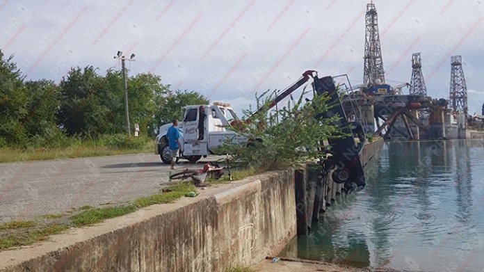 Pescador cae al mar con todo y vehÃ­culo en la Base Roosevelt Roads de Ceiba 