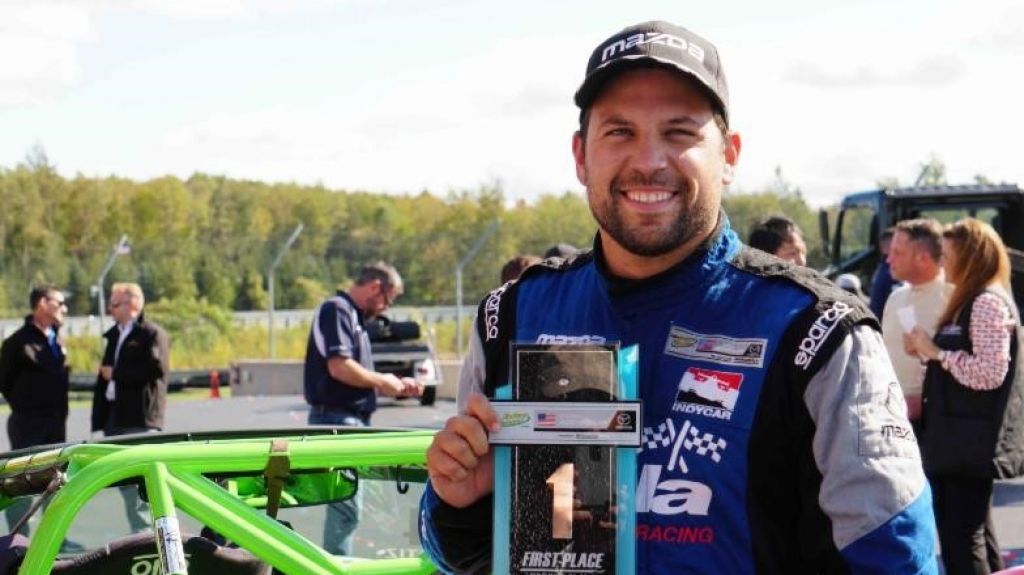  Piloto Boricua gana el primer lugar en la &uacute;ltima ronda del Global MX-5 Cup en Monticello New York 
