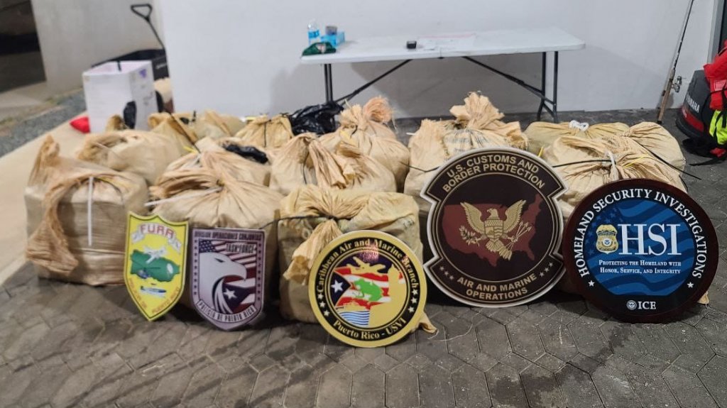  Interceptan yola con 660 Kilos de coca&iacute;na en la Costa Norte de Puerto Rico 