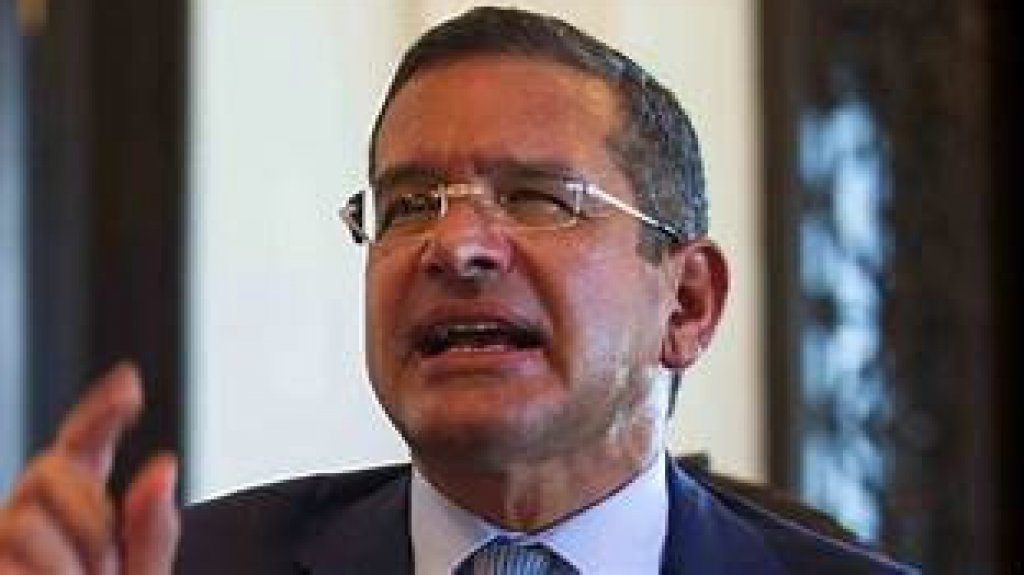  Lentitud en proceso legislativo provocó perdida de millones de dólares de Ley ‘Family First’ dice gobernador (Añade reacción presidente Senado 