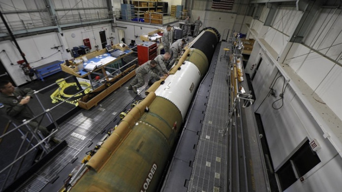 El PentÃ¡gono considera desplegar misiles nucleares en Europa