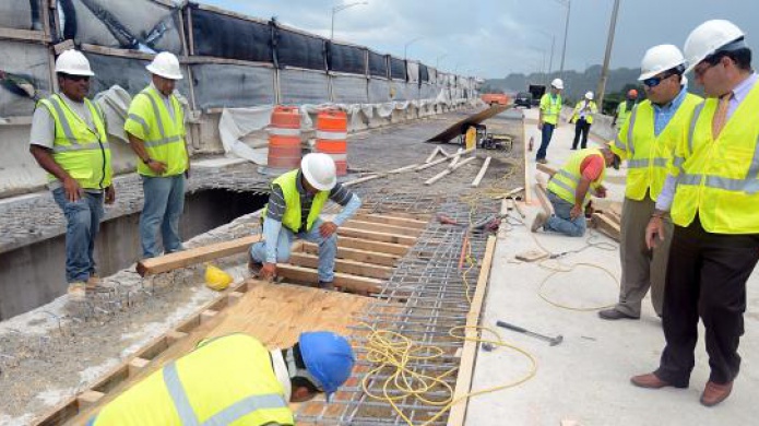 ConstrucciÃ³n y mantenimiento de la red vial durante el fin de semana 