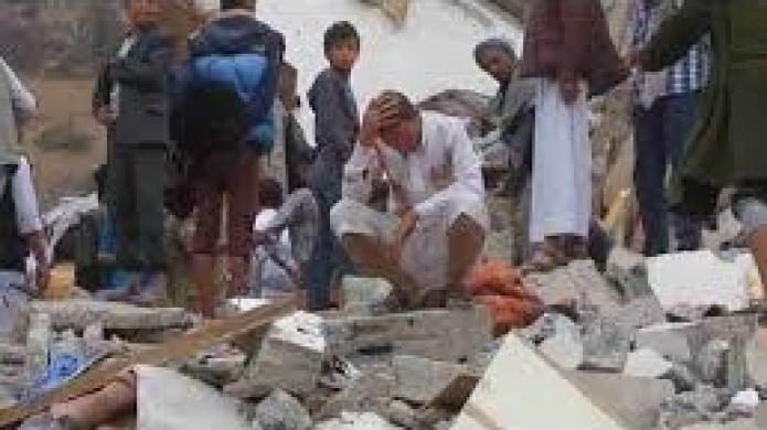 Video: Ataque aÃ©reo en zona de viviendas de Yemen deja 14 muertos