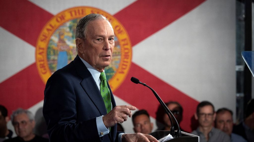  Bloomberg promete a los latinos el fin de la hostilidad de la era Trump 