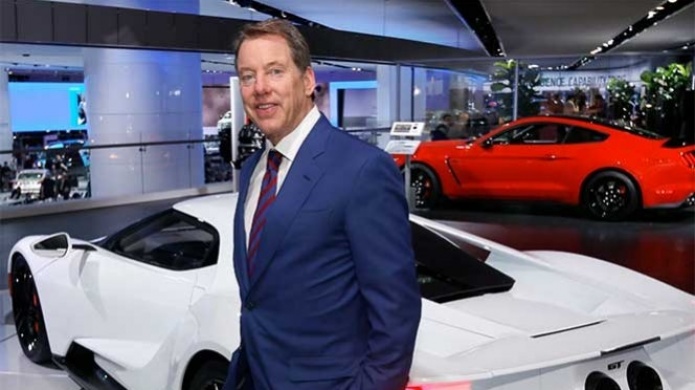 Ford se le voltea a Donald Trump por veto a musulmanes