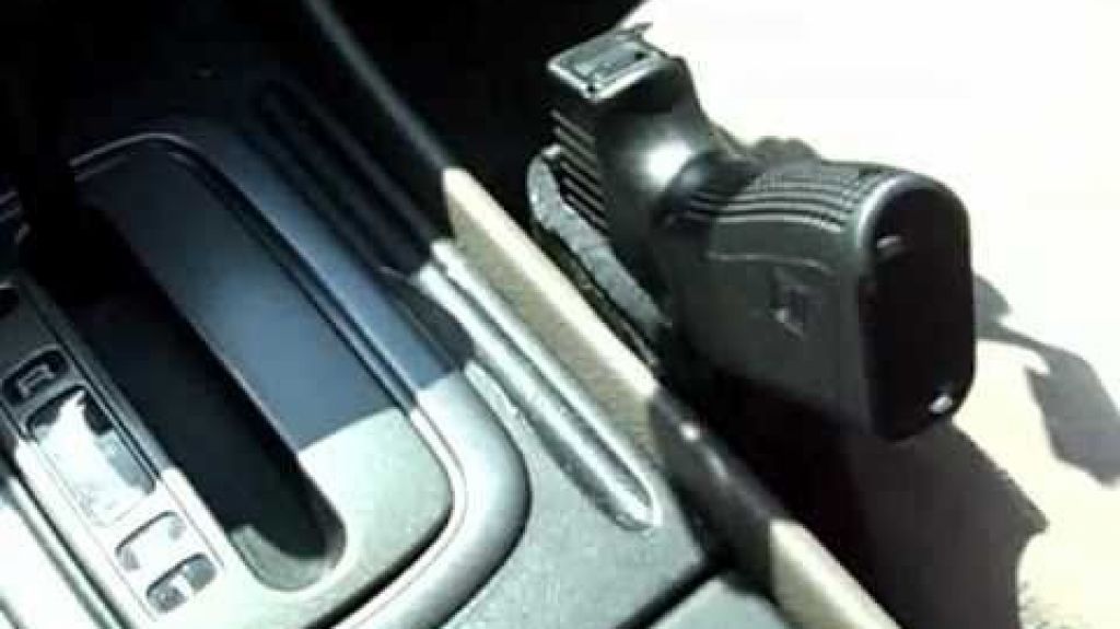  Reportan robo de arma en estacionamiento de restaurante en Dorado 