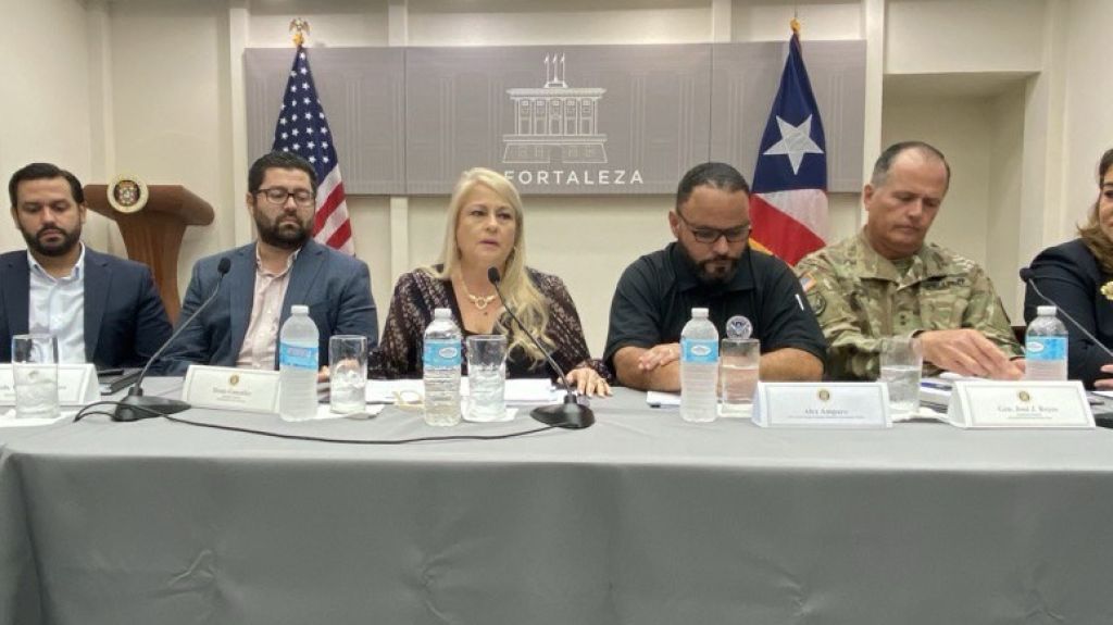  Audio: Gobernadora dice que los desalojados en los campamentos base son los que le han dicho que est&aacute;n contentos 