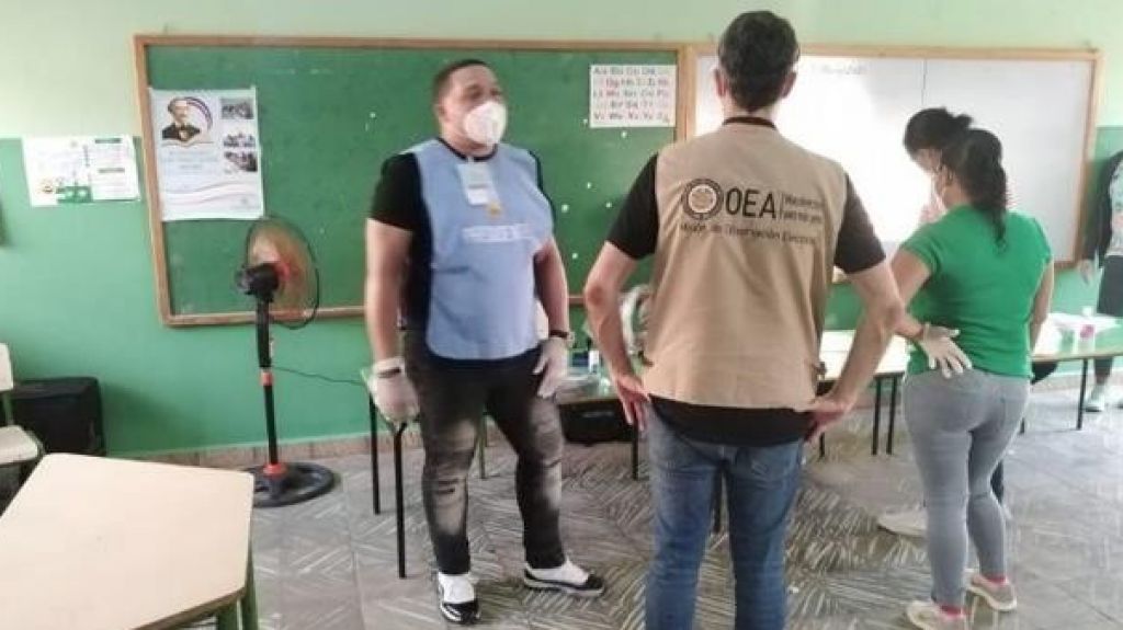  Observador electoral de la OEA da positivo a Covid-19 