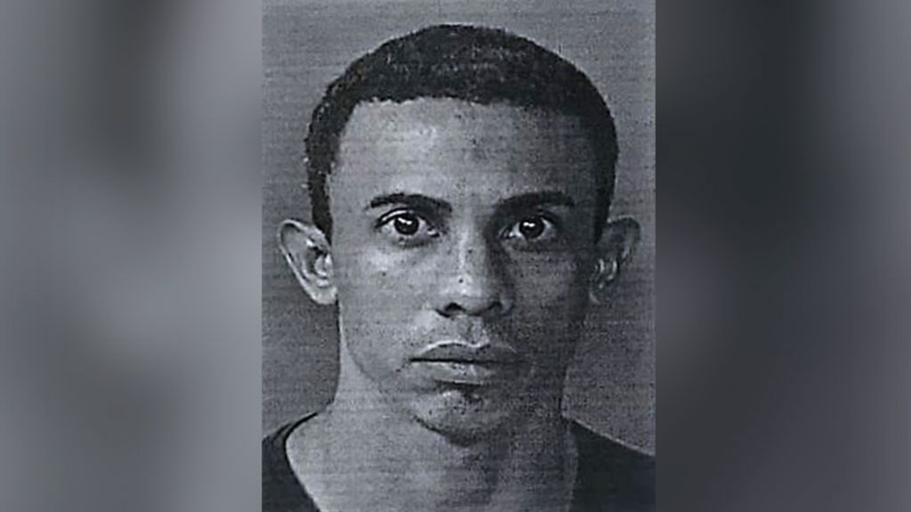  Env&iacute;an a prisi&oacute;n a sujeto sorprendido a bordo de un auto hurtado en Hato Rey 