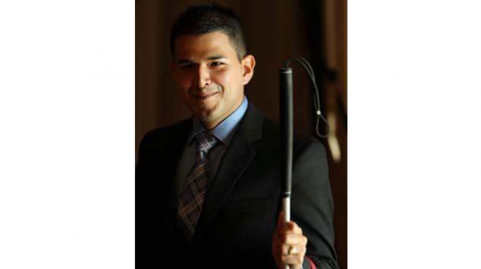 Joven no vidente anuncia su aspiraciÃ³n a representante por acumulaciÃ³n en el PNP