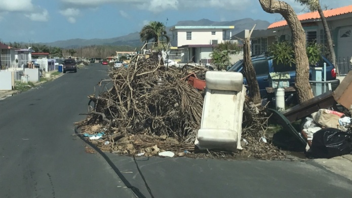 Exigen acciÃ³n al alcalde de Humacao ante la falta de recogido de basura y escombros
