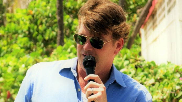 Matt Moseley nadarÃ¡ 50 millas en el Caribe para alertar sobre contaminaciÃ³n