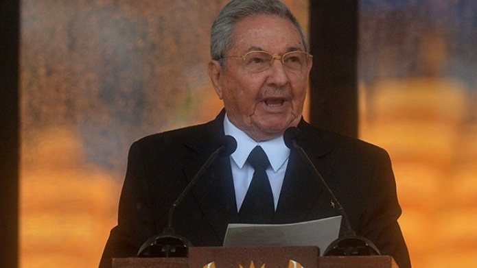 RaÃºl Castro anuncia una nueva ley de inversiÃ³n extranjera para el mes de marzo
