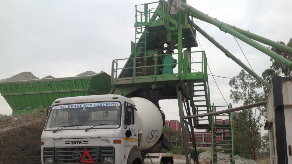  Cargan con ocho bater&iacute;as de equipo pesado desde empresa de concreto en Humacao 