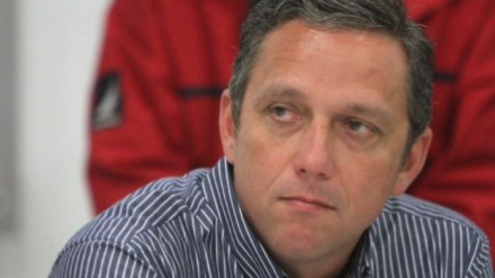 Audio: Alcalde de Coamo, Increpa a Policía, lo Trata de Tu y lo Acusa de Pillo 