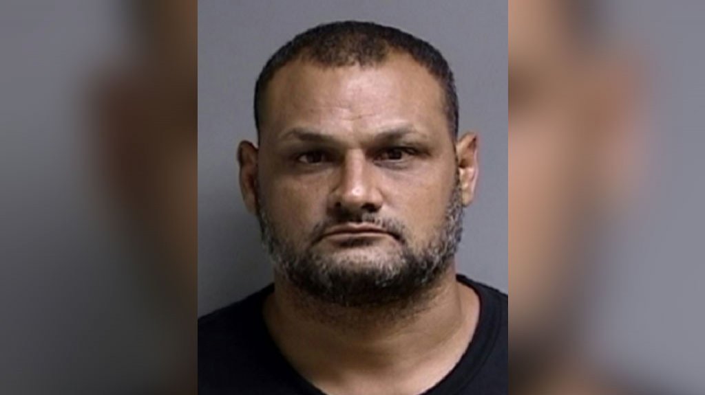  Agrede a hombre en San Lorenzo, le roba un gallo de raza y mata a otro con sus propias manos 