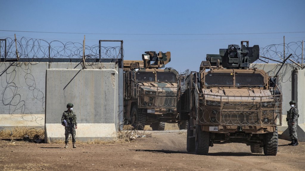  Atacan dos bases militares de EE.UU. en Siria, mientras Biden dice que Washington no busca conflictos con Irán 