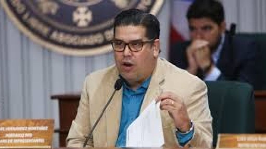  Tatito Hern&aacute;ndez le solicita a secretario de Hacienda extender el t&eacute;rmino para la radicaci&oacute;n de planillas&nbsp; 