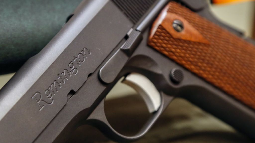  La gobernadora pide m&aacute;s enmiendas a la Ley de Armas 