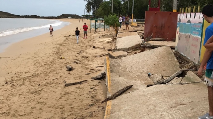 Video: Marejada ciclÃ³nica destruyÃ³ el Balneario de Vega Baja