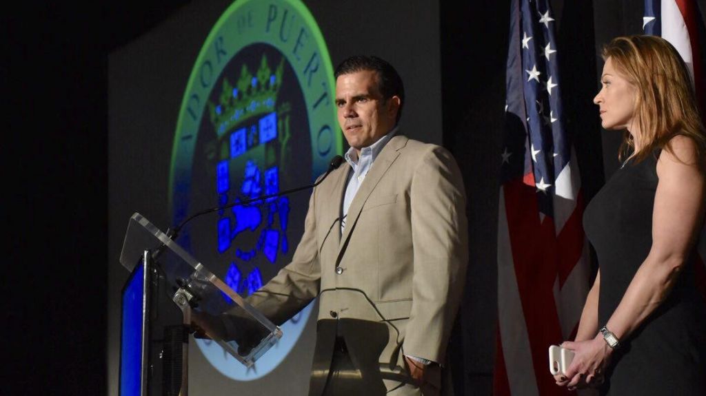  Rossell&oacute; anuncia inicio de adiestramientos en el manejo de "tirador activo" a directores escolares del DE 