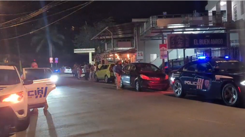  Video: Tirotean a dos mujeres en negocio de Gurabo, resultaron heridas pero el &ldquo;Party&rdquo; sigui&oacute; 