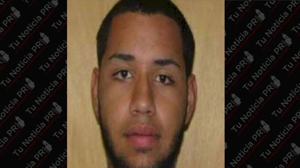  Se Entrega "Bam Bam&rdquo;en un cuartel de Chicago, uno de los m&aacute;s buscados por el FBI en Puerto Rico 