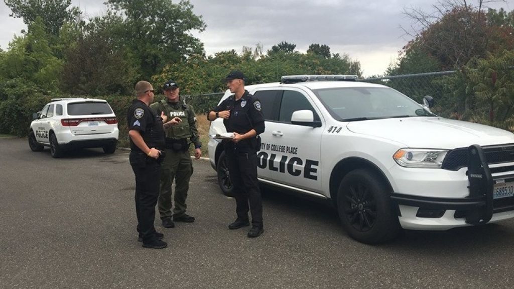  Una madre entrega a su hijo de 17 a&ntilde;os a la Polic&iacute;a para prevenir una posible masacre escolar en EE.UU. 