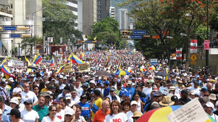 Nuevas marchas elevan la tensiÃ³n en Venezuela