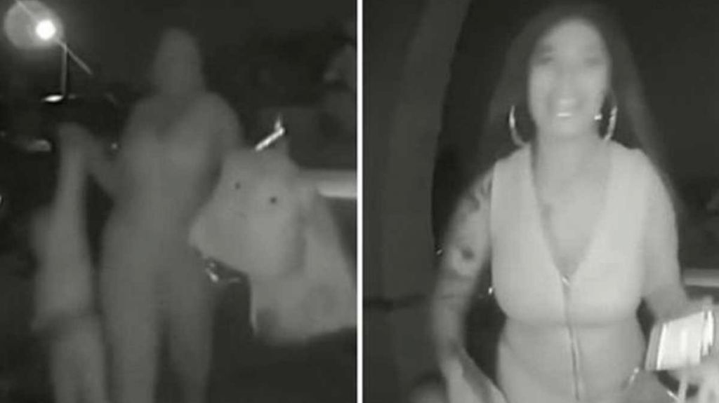  Video: Abandona a ni&ntilde;o de dos a&ntilde;os en la puerta de una casa 