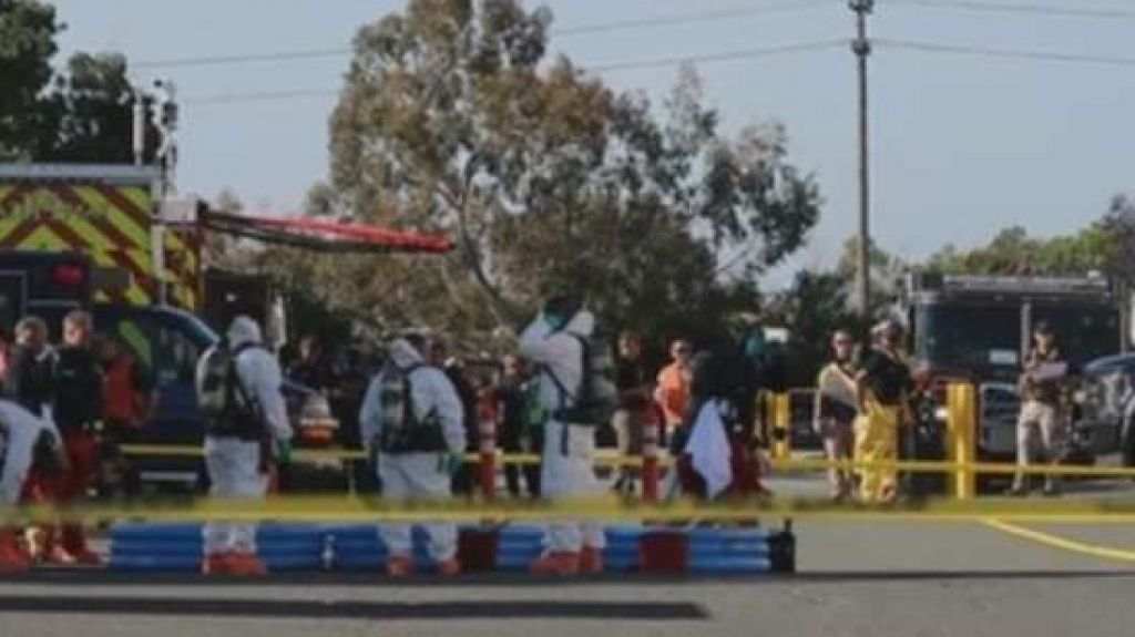  Vea video: Evac&uacute;an parte de la sede de Facebook por un paquete que podr&iacute;a contener sar&iacute;n 