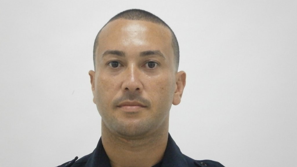  Arrestan a oficial correccional por introducir drogas en c&aacute;rcel de Bayam&oacute;n 