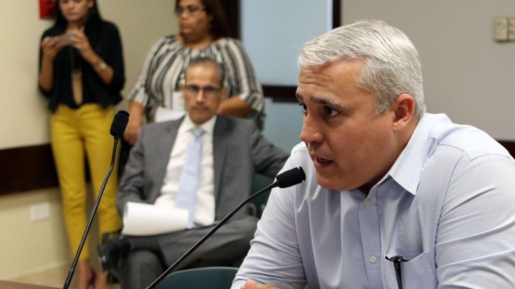  C&aacute;mara busca reglamentar el uso de tormenteras en los condominios 