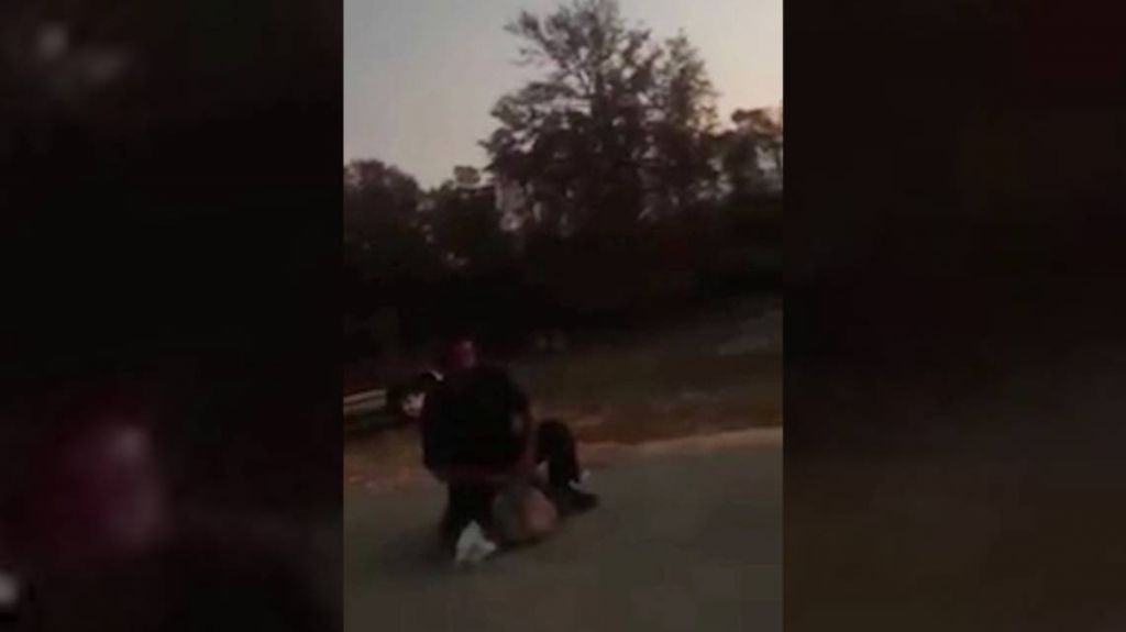 Video: Hombre asegura que policÃ­as le ordenaron decapitar a su perro o irÃ­a a la cÃ¡rcel