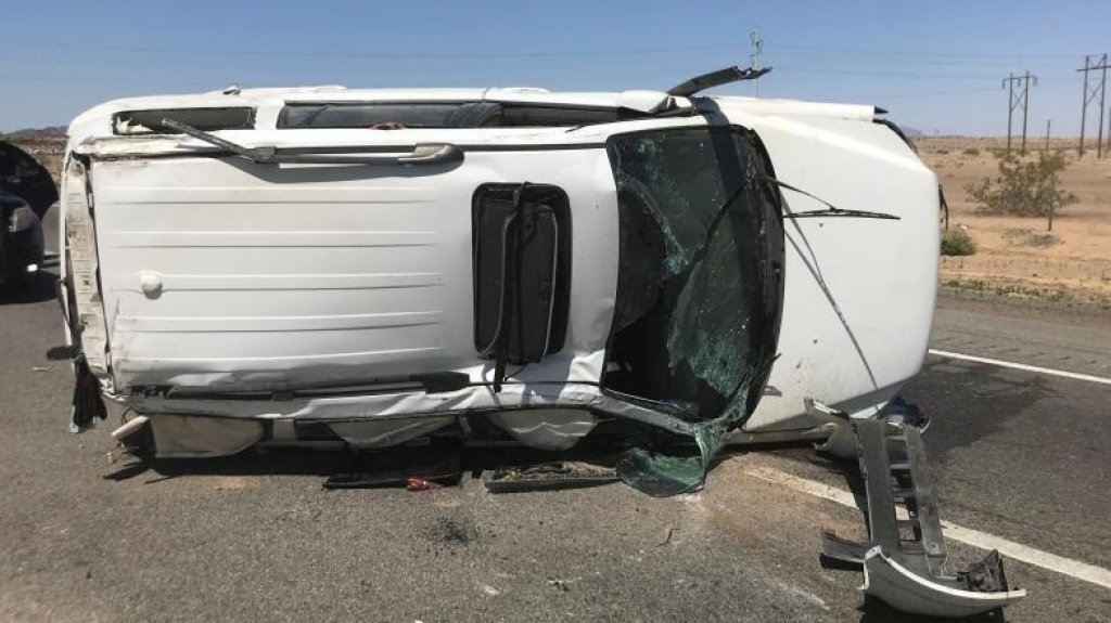  Por huir de Patrulla Fronteriza conductor volc&oacute; su veh&iacute;culo en Yuma, Arizona 