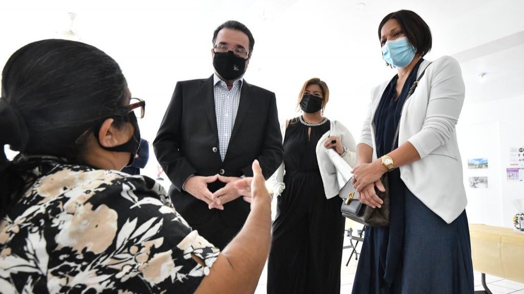  DF certifica a lideres comunitarias como cuidadoras de adultos mayores 