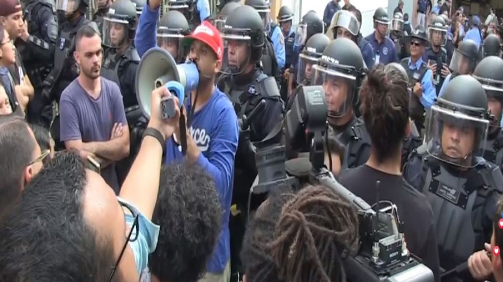  Video: se prepara la polic&iacute;a para mover manifestantes y extender el per&iacute;metro en Fortaleza 